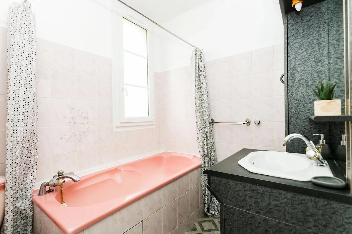 Central Paris - Bastille - Cityapartmentstay France